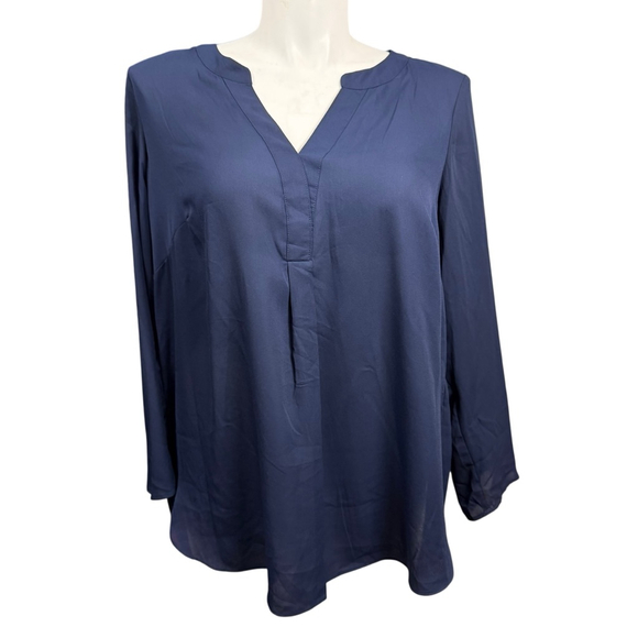 VALERIE STEVENS Tops - Valerie Stevens Navy Pleated Back Tunic Blouse Womens 1X Long Sleeve